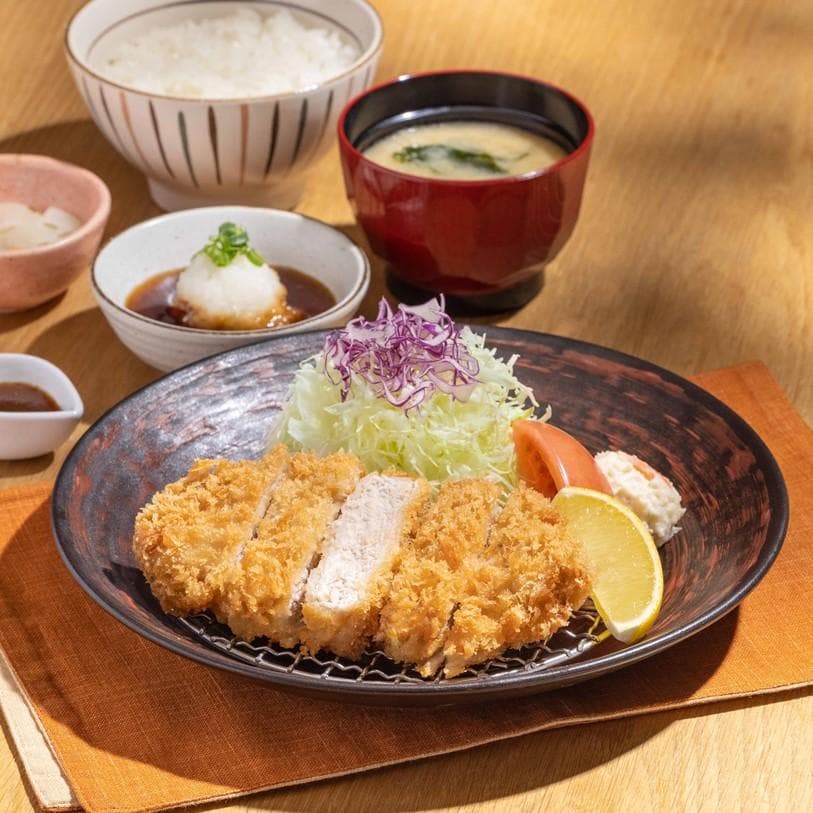 おろしぽん酢で食べる 豚のロースかつ定食